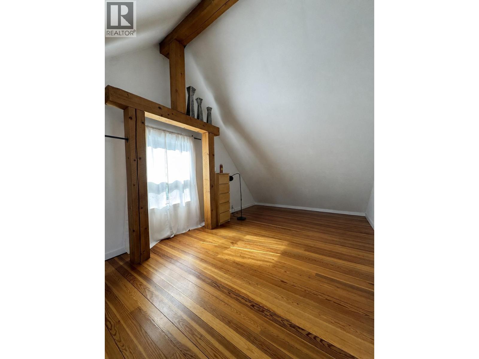 6001 Longbeach Road - 10