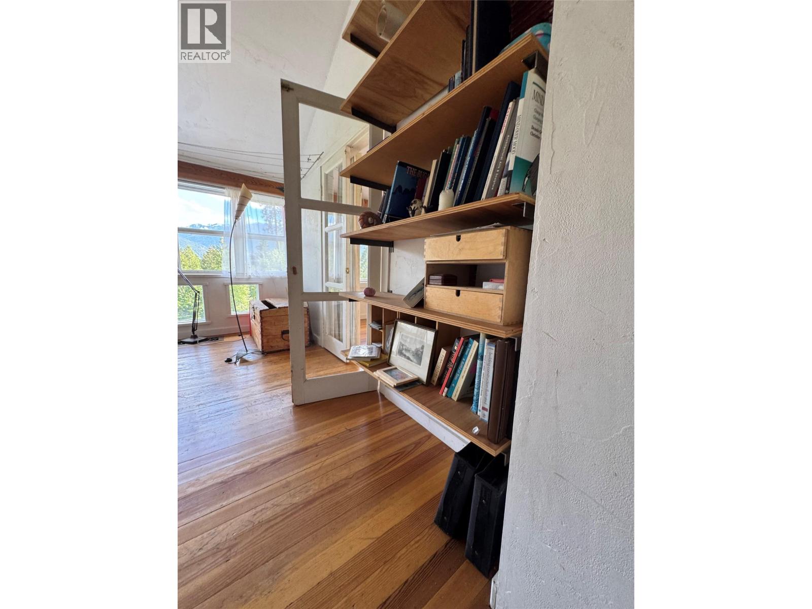 6001 Longbeach Road - 16
