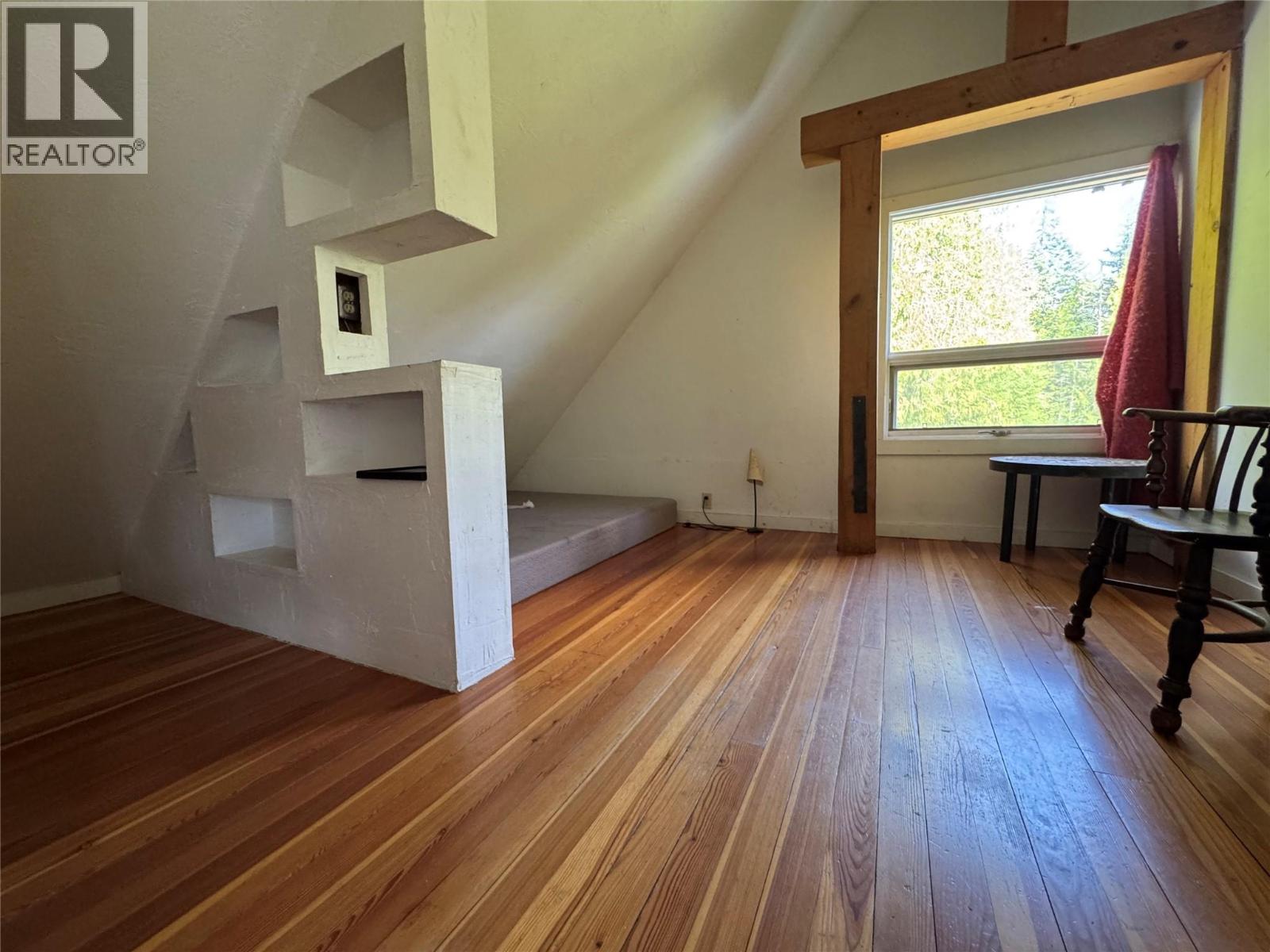 6001 Longbeach Road - 9