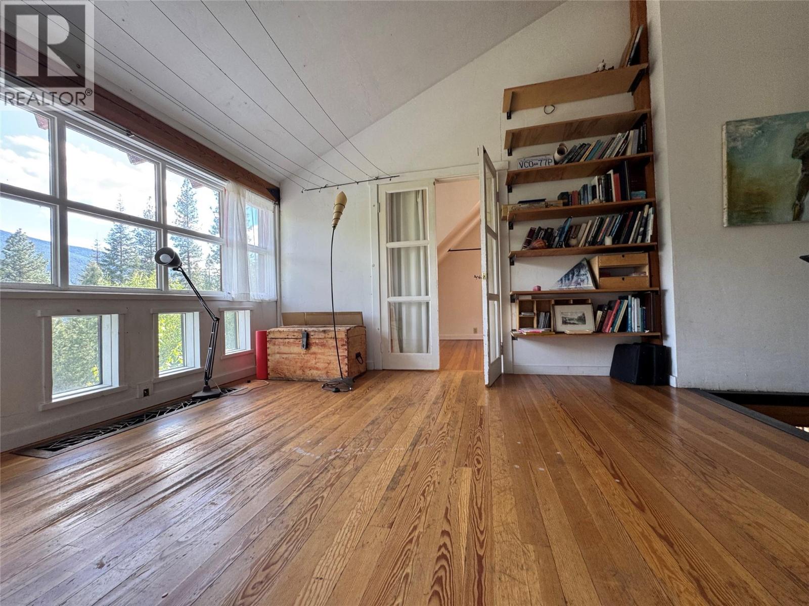 6001 Longbeach Road - 6