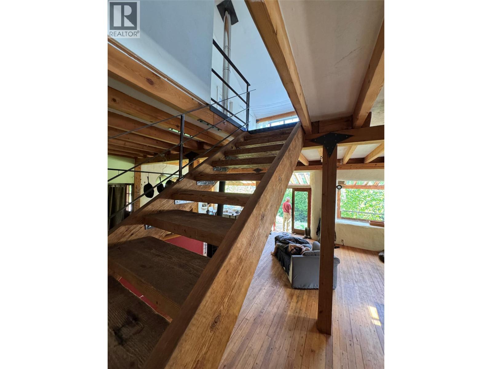 6001 Longbeach Road - 13