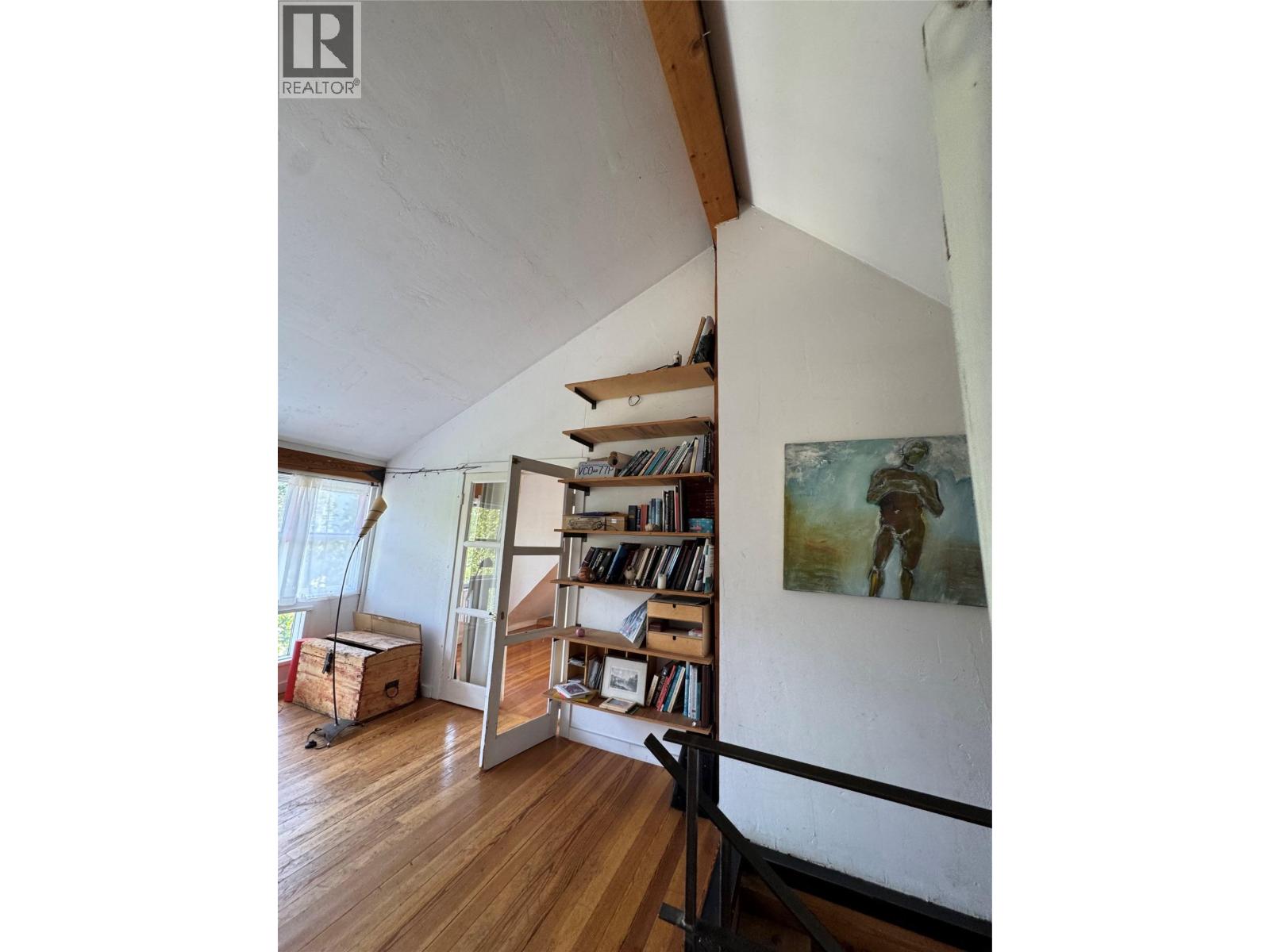 6001 Longbeach Road - 21