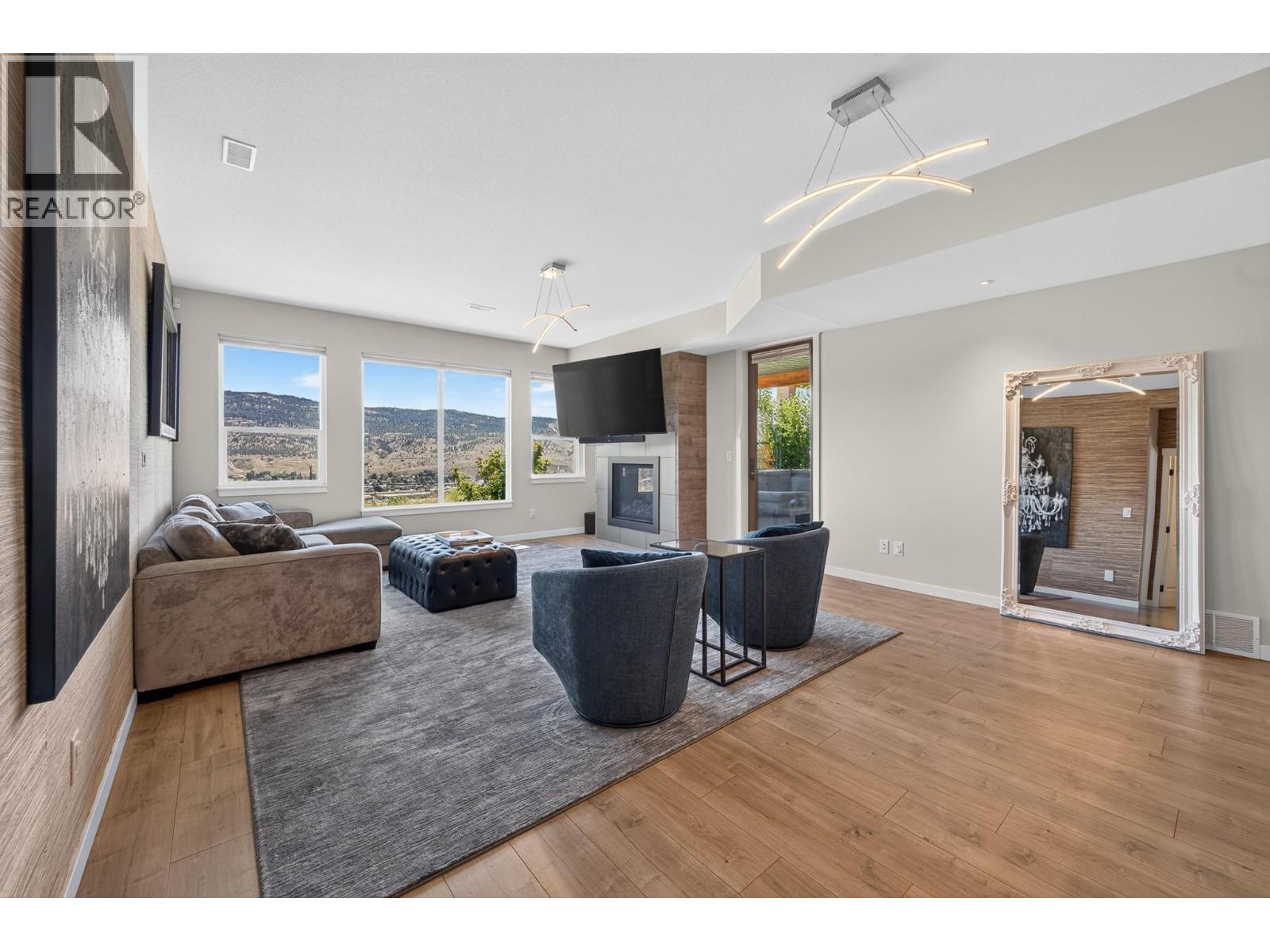 144 BELMONTE Way - 36