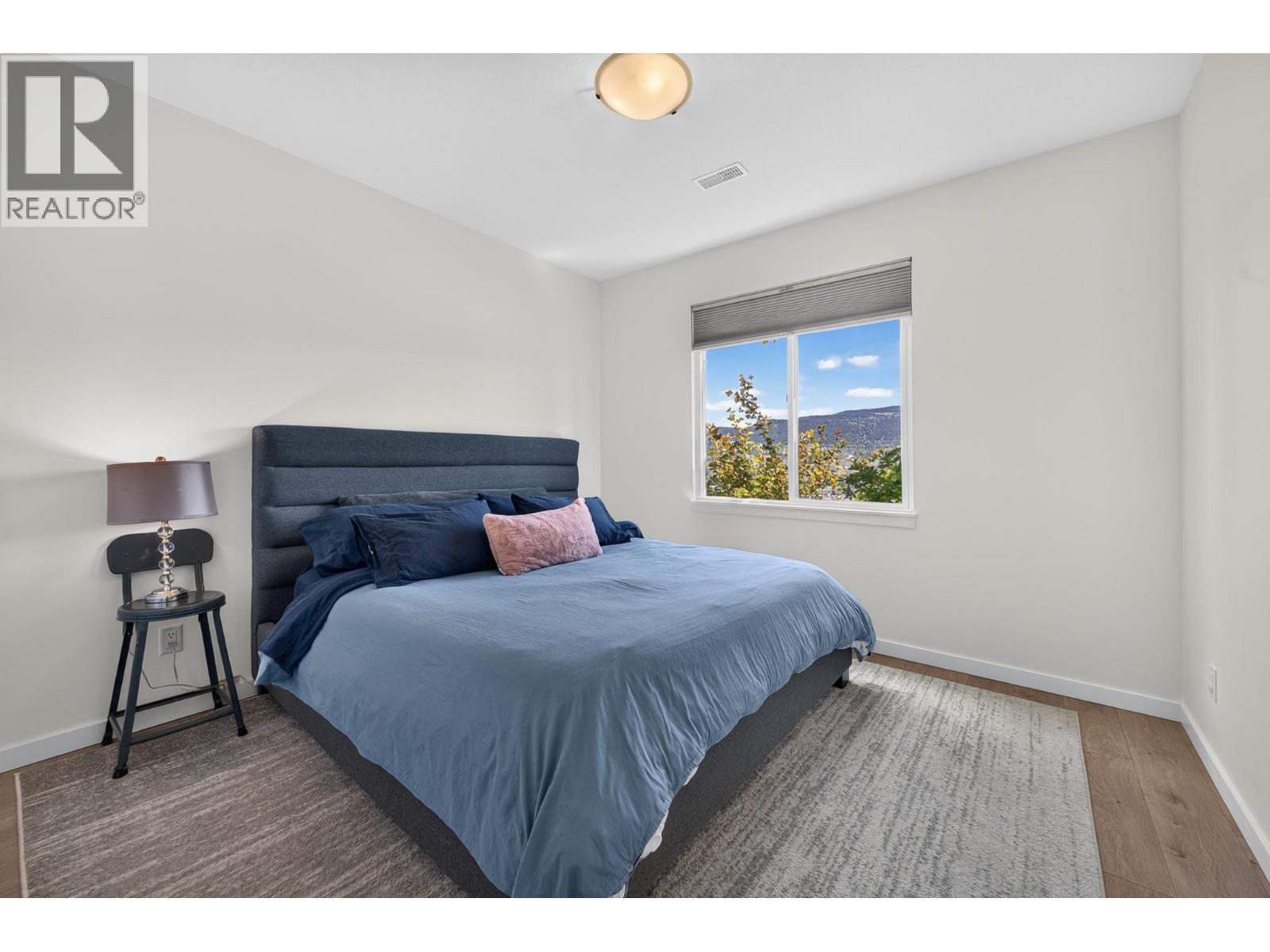 144 BELMONTE Way - 37