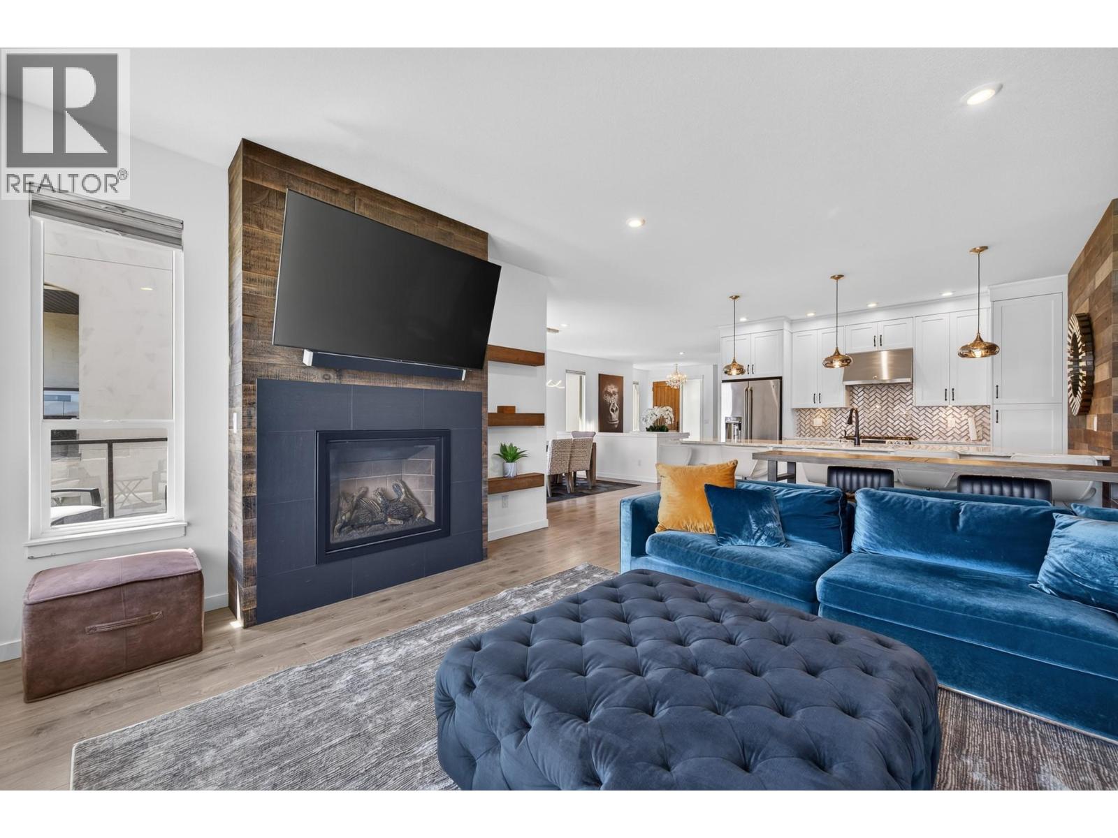 144 BELMONTE Way - 17