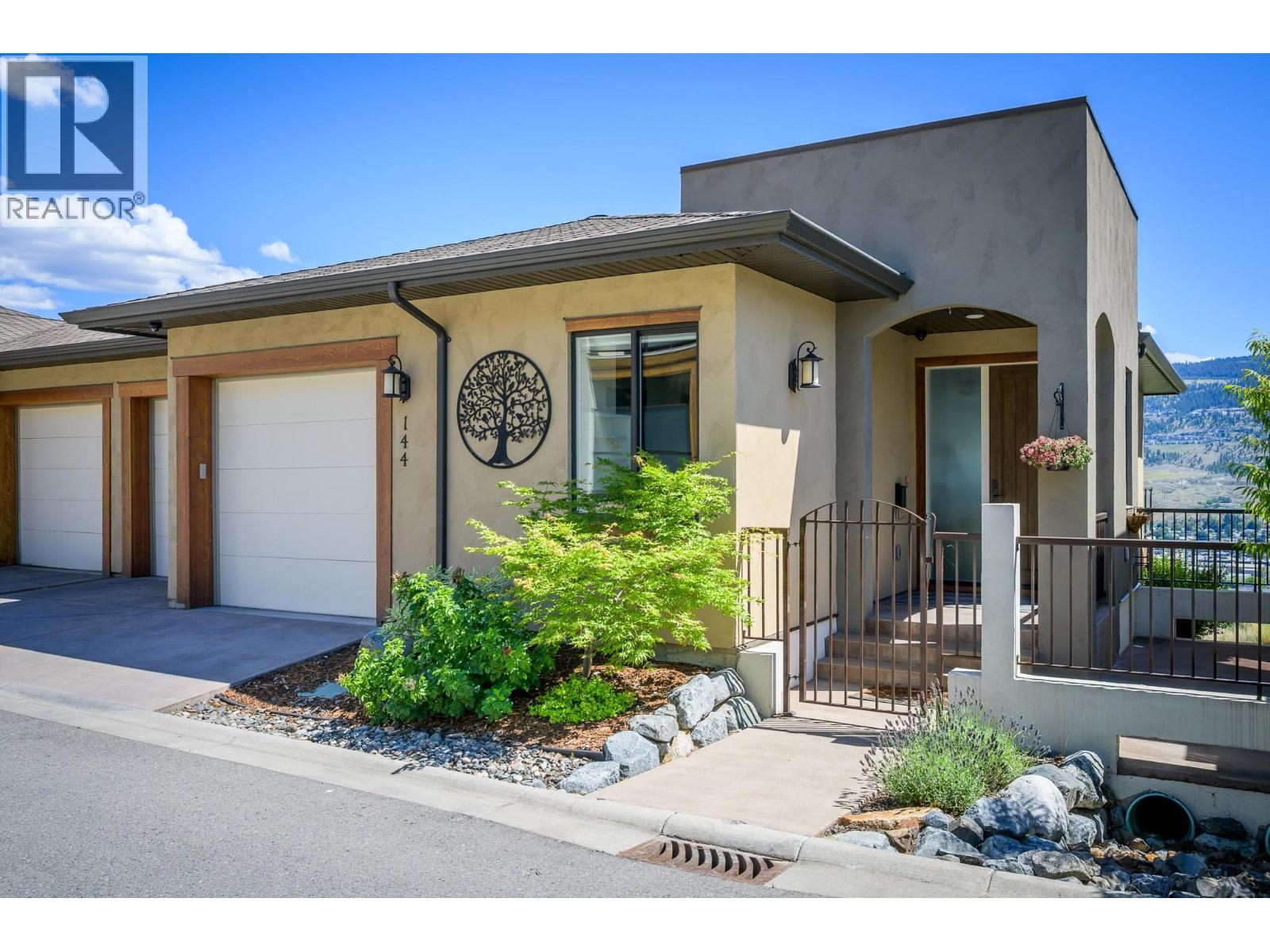 144 BELMONTE Way - 1