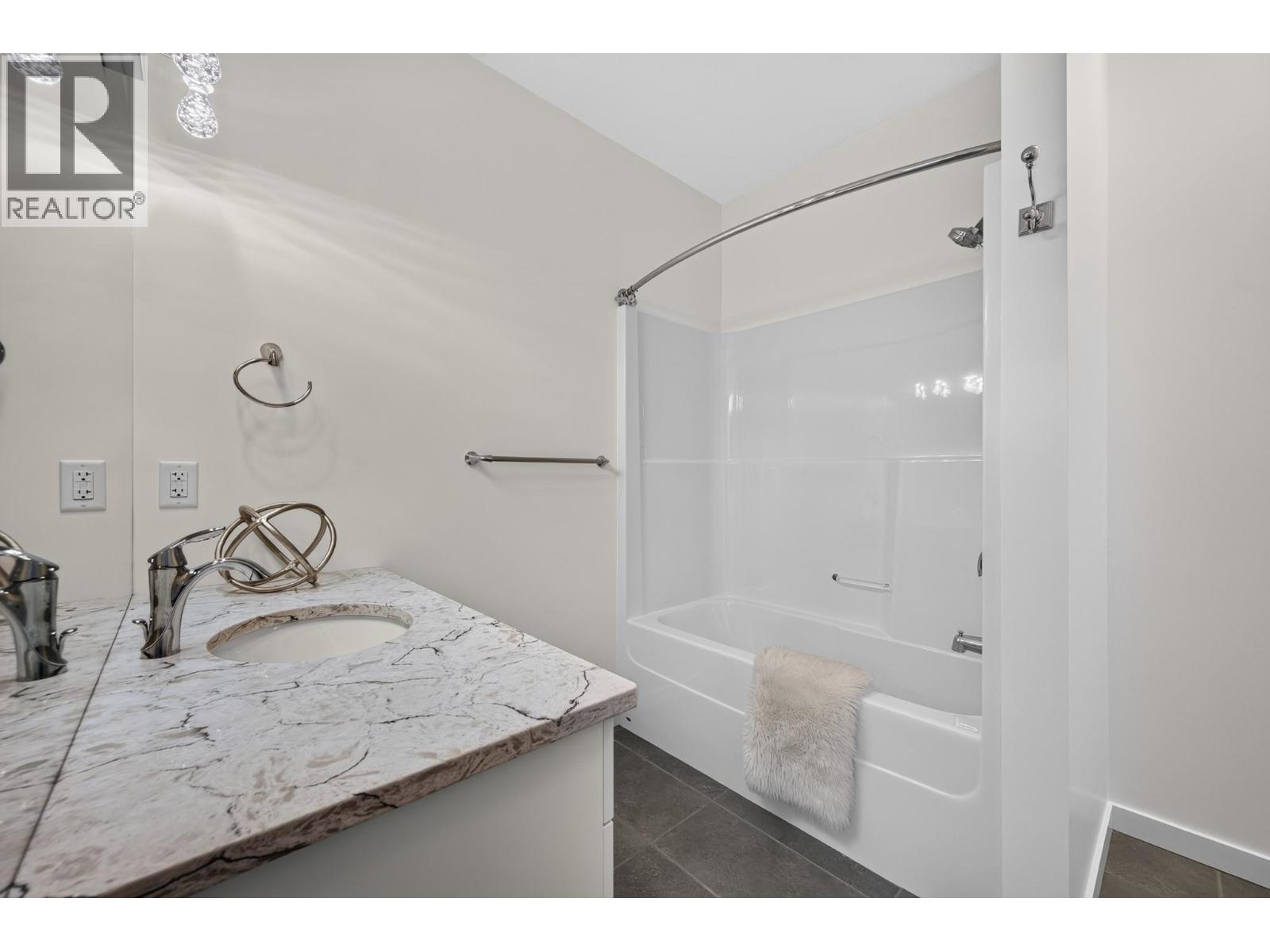 144 BELMONTE Way - 39
