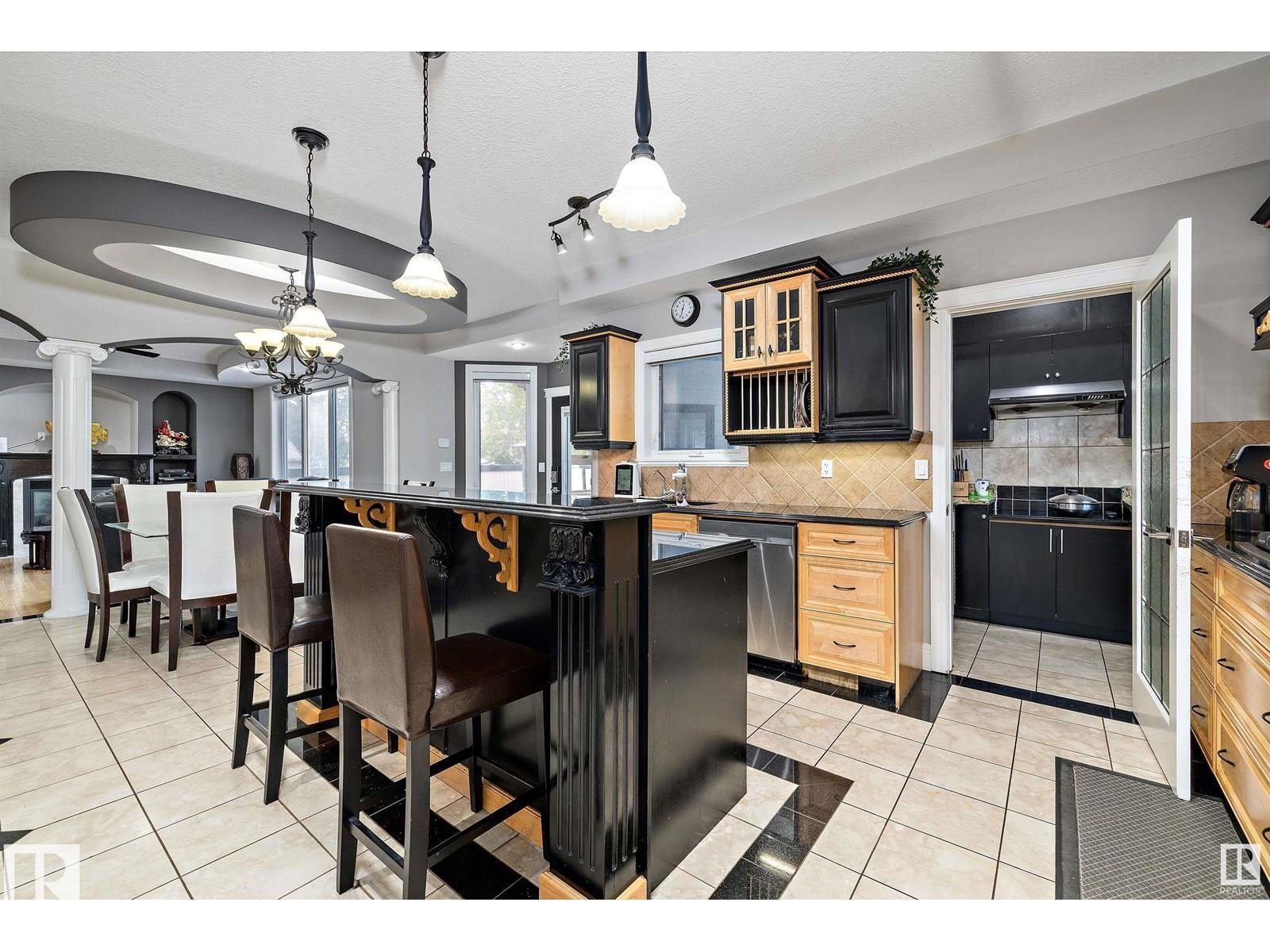 9544 154 ST NW - 24