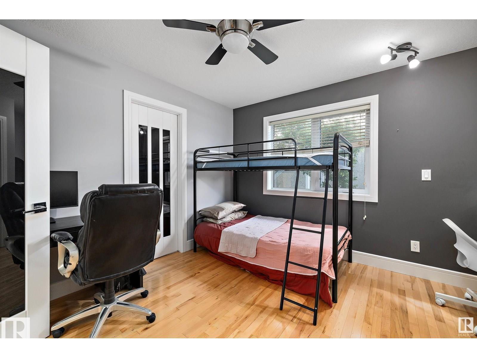 9544 154 ST NW - 35