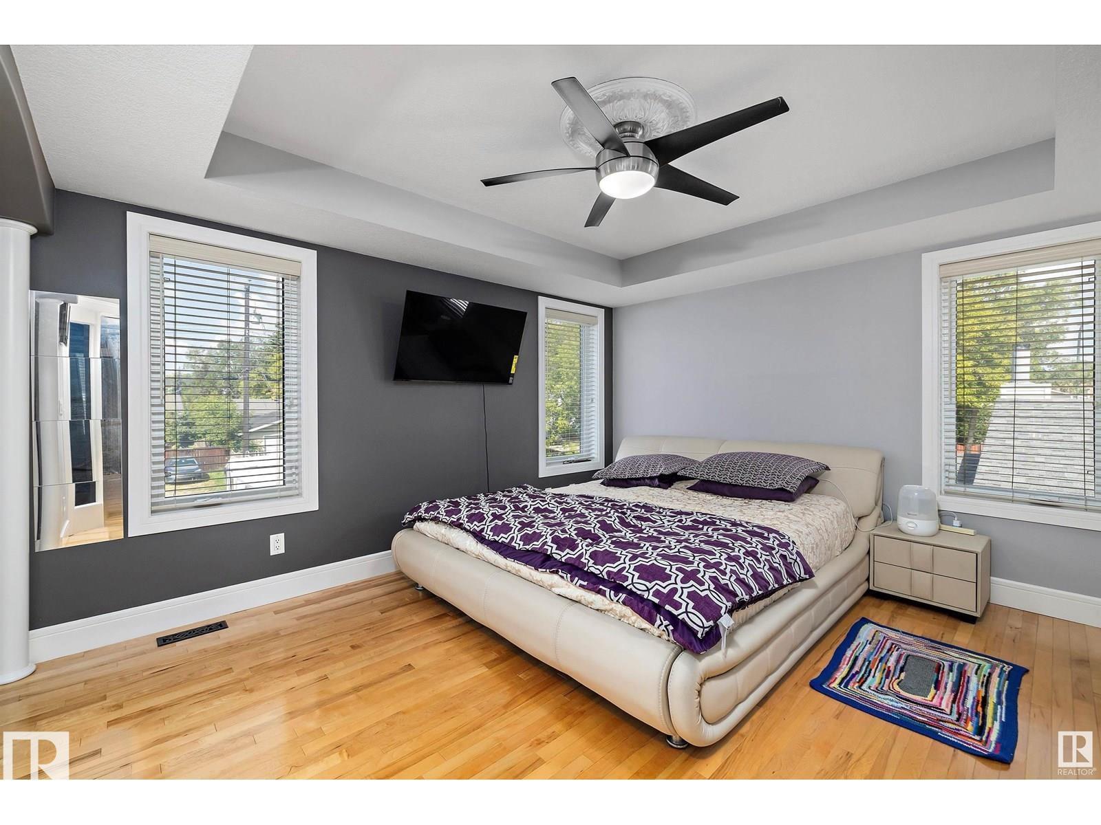 9544 154 ST NW - 40