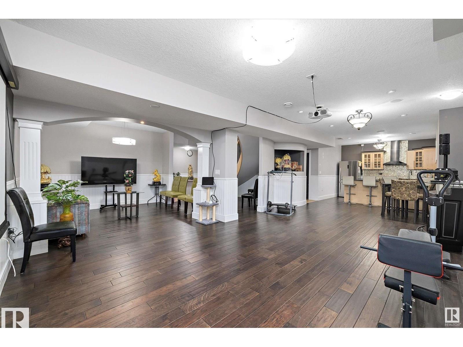 9544 154 ST NW - 56