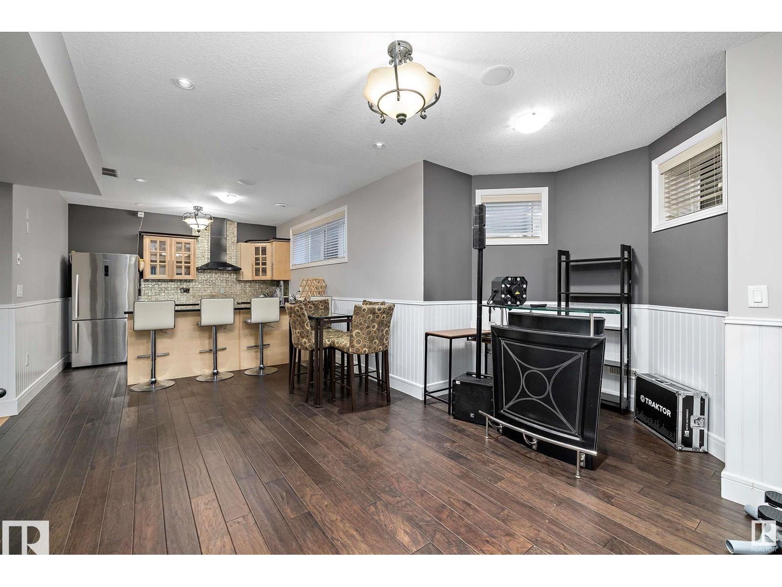 9544 154 ST NW - 59