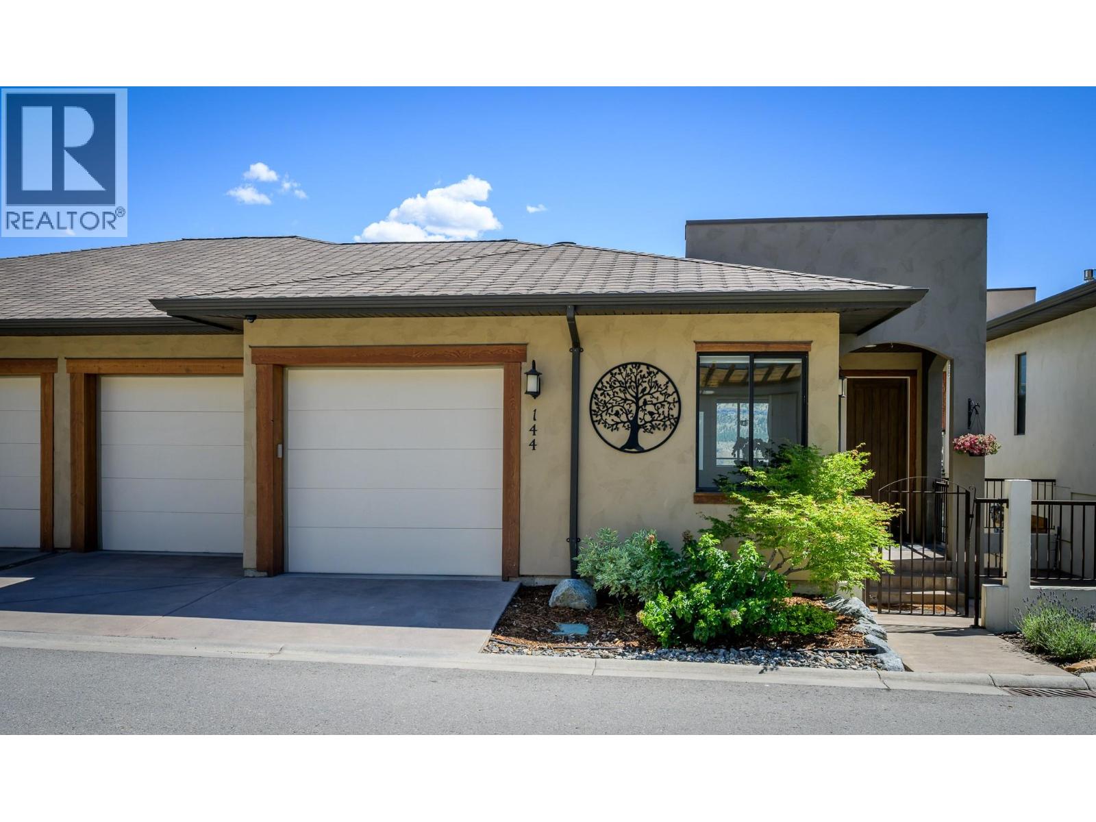 144 BELMONTE Way - 60