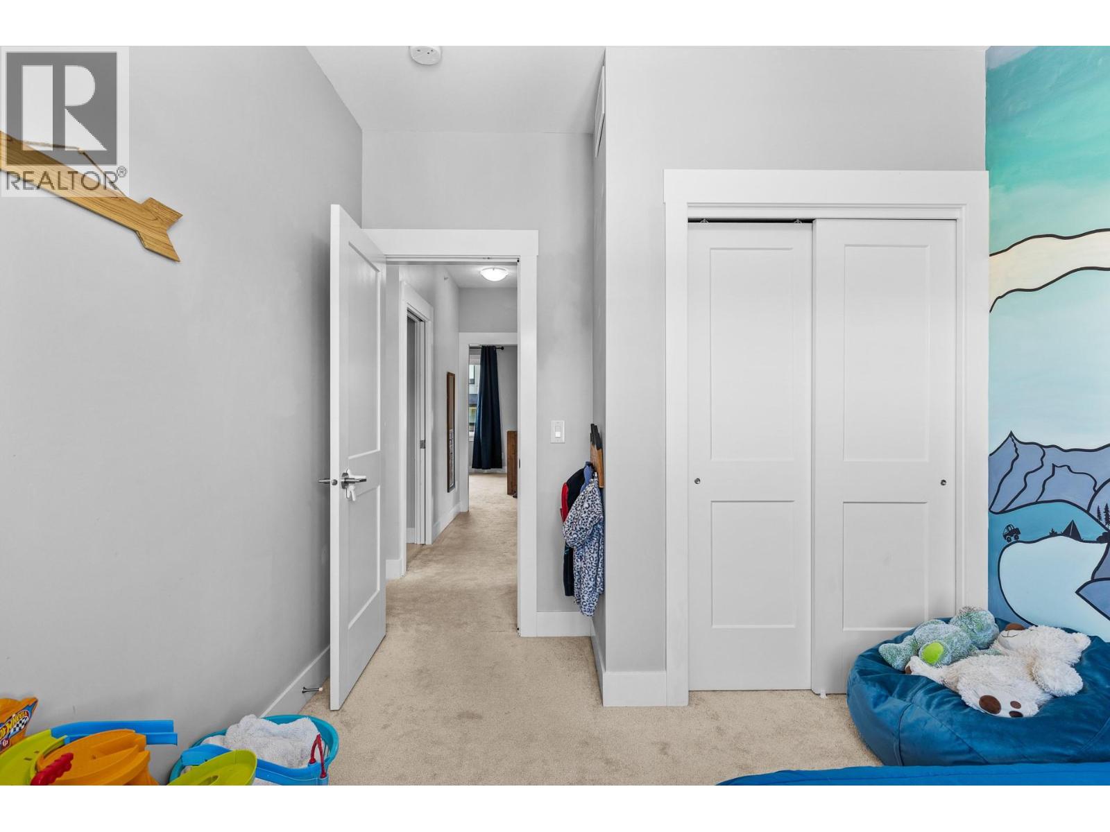 12798 Lake Hill Drive Unit# 56, Lake Country