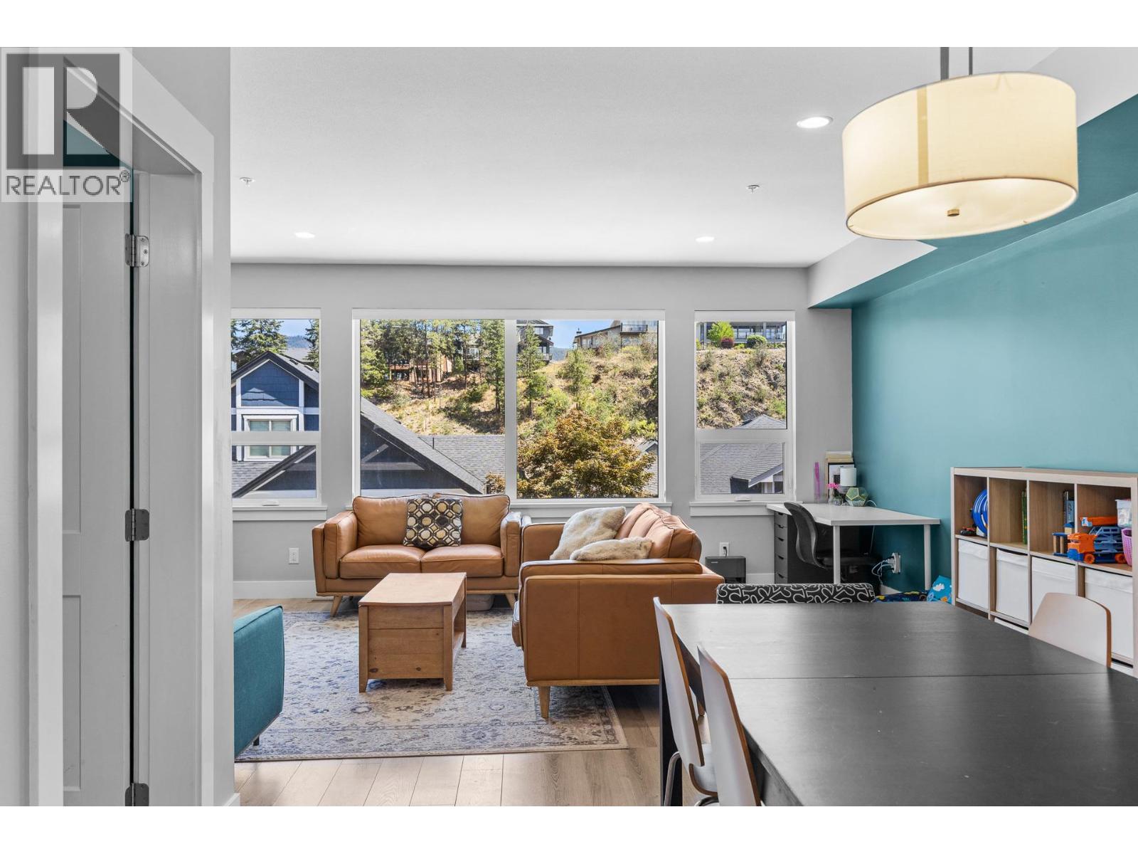 12798 Lake Hill Drive Unit# 56, Lake Country