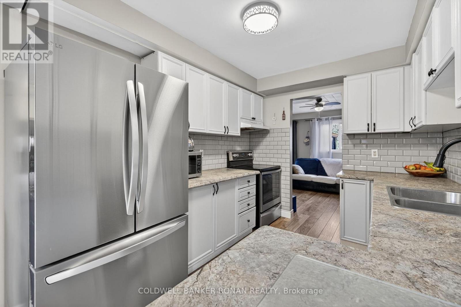 148 TUPPER STREET E - 11