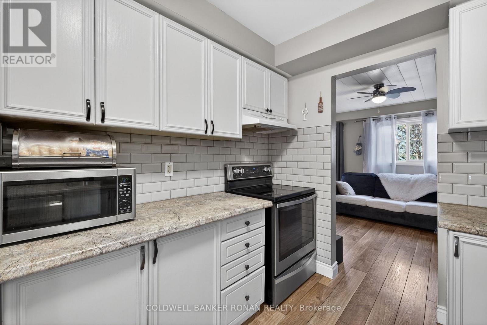 148 TUPPER STREET E - 12