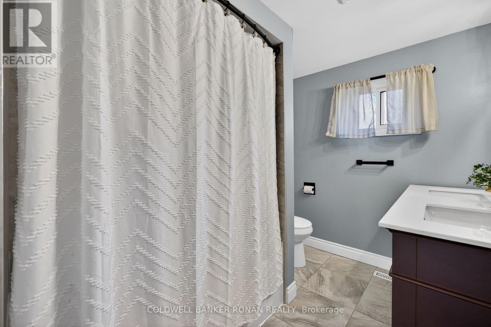148 TUPPER STREET E - 27
