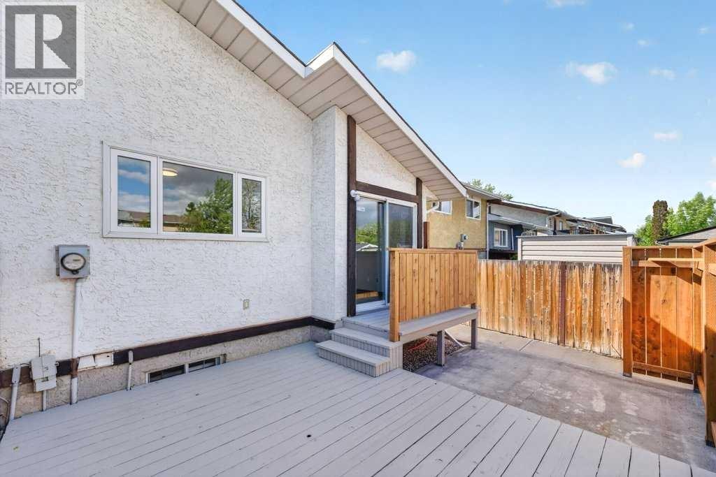 3304 Temple Way NE — photo 23