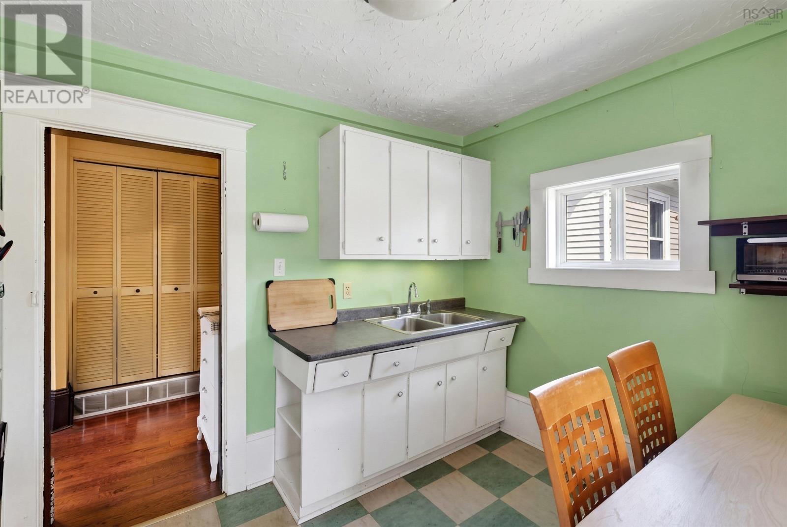 Property 25 of 39 of 6308 Bayers Road