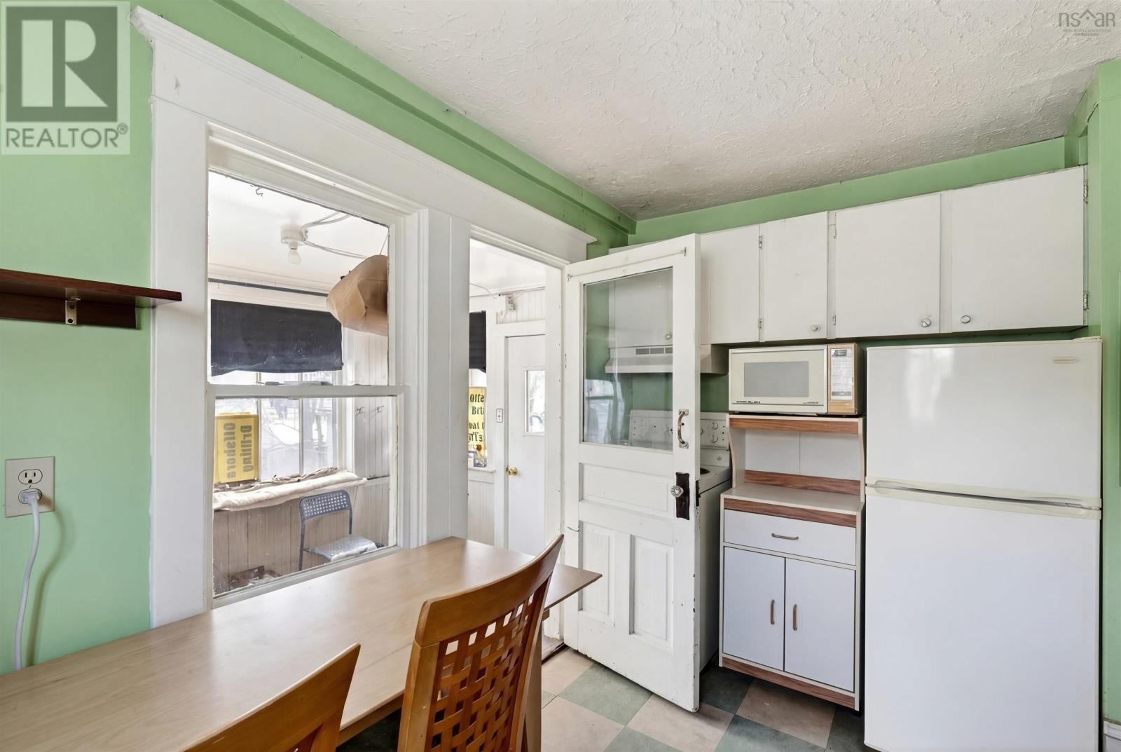 6308 Bayers Road - 26
