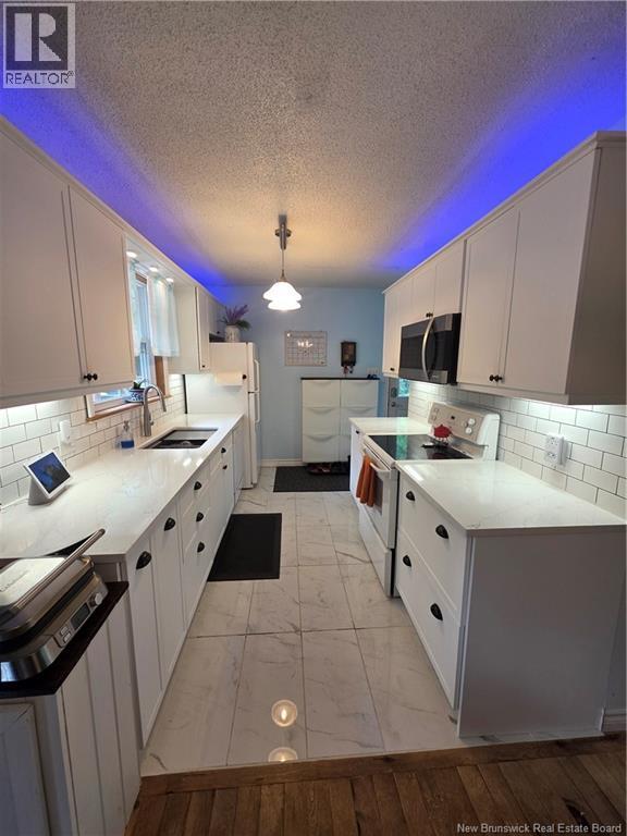 40 Michael Avenue - 8