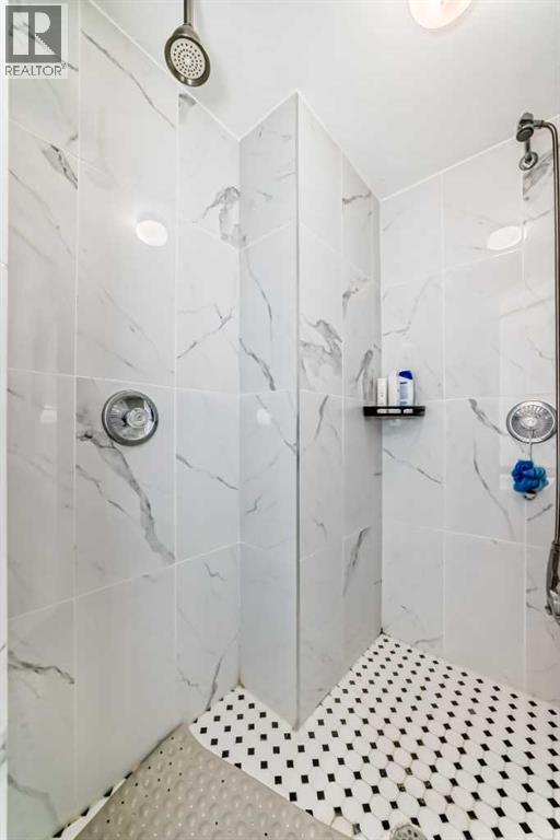 #2 7 Westland Road - 21