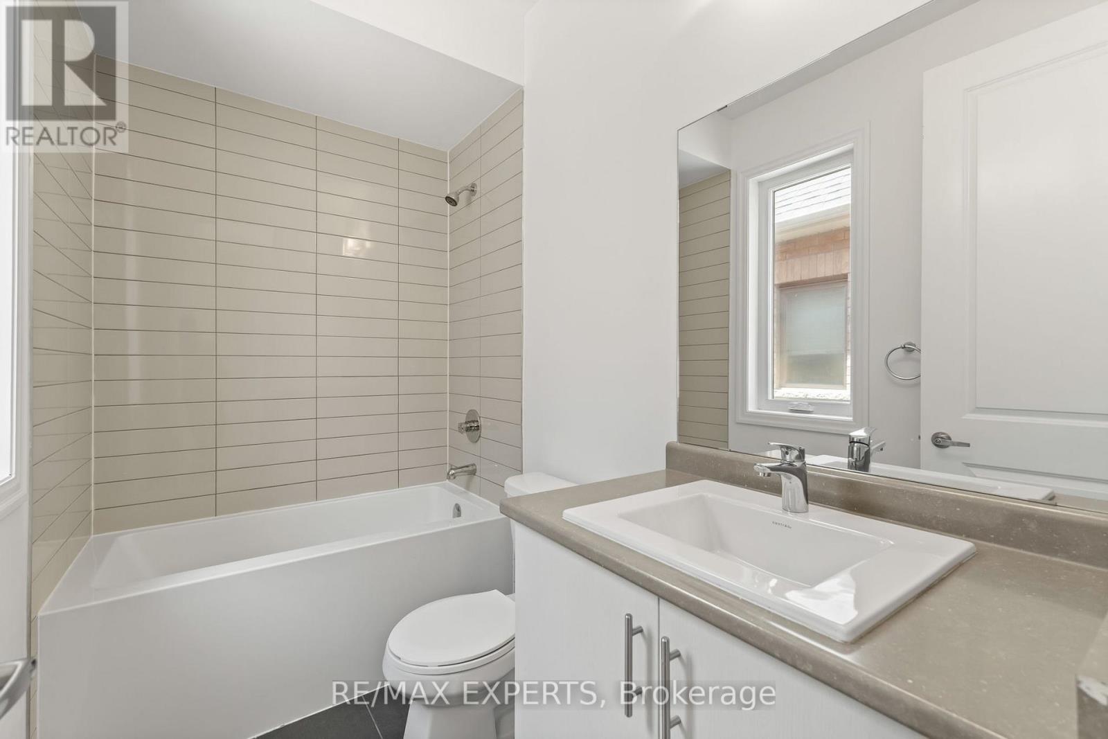 17 RED ROSE LANE - 36