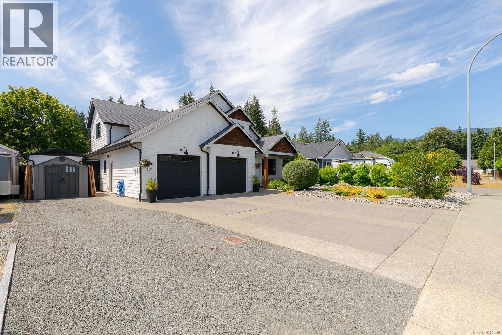 5546 Woodland Cres W - 10