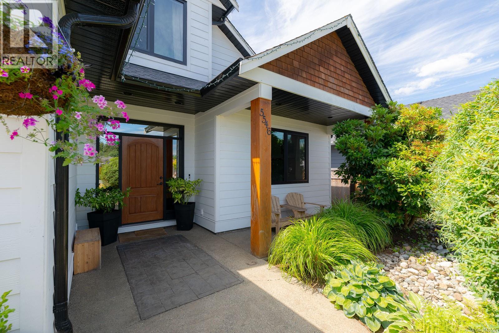 5546 Woodland Cres W - 3