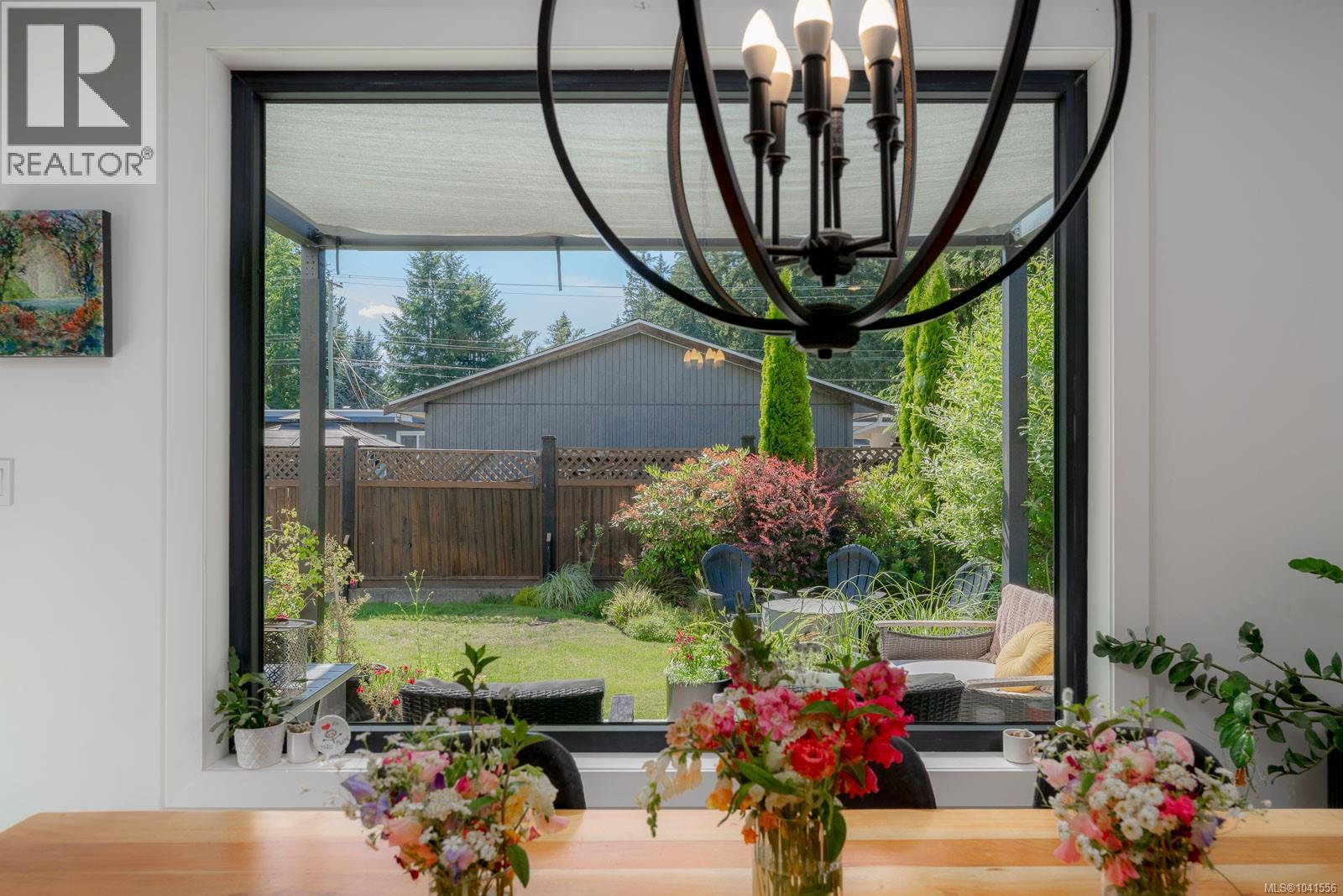 5546 Woodland Cres W - Image 35