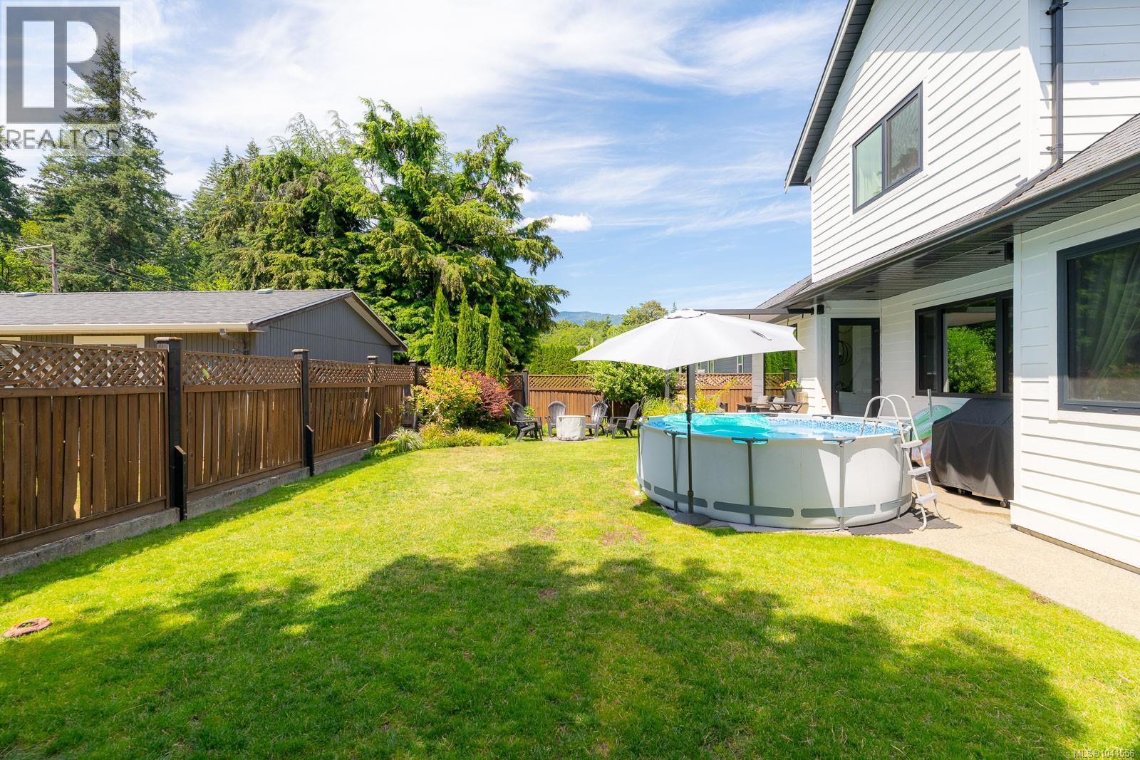 5546 Woodland Cres W - Image 65