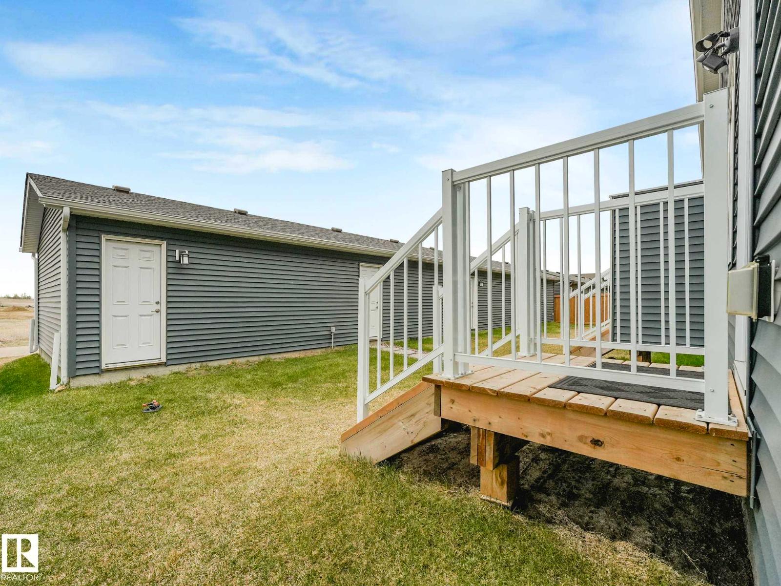 2426 TRUMPETER WY NW - 36
