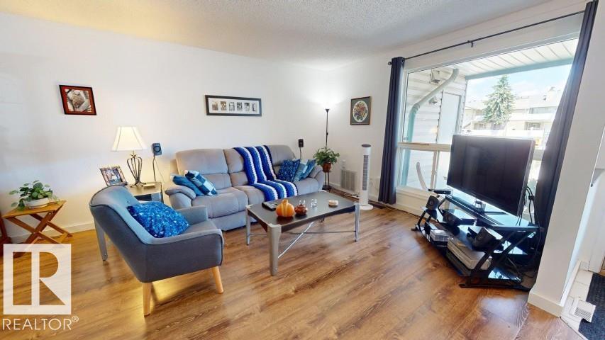 #73 2703 79 ST NW - 2