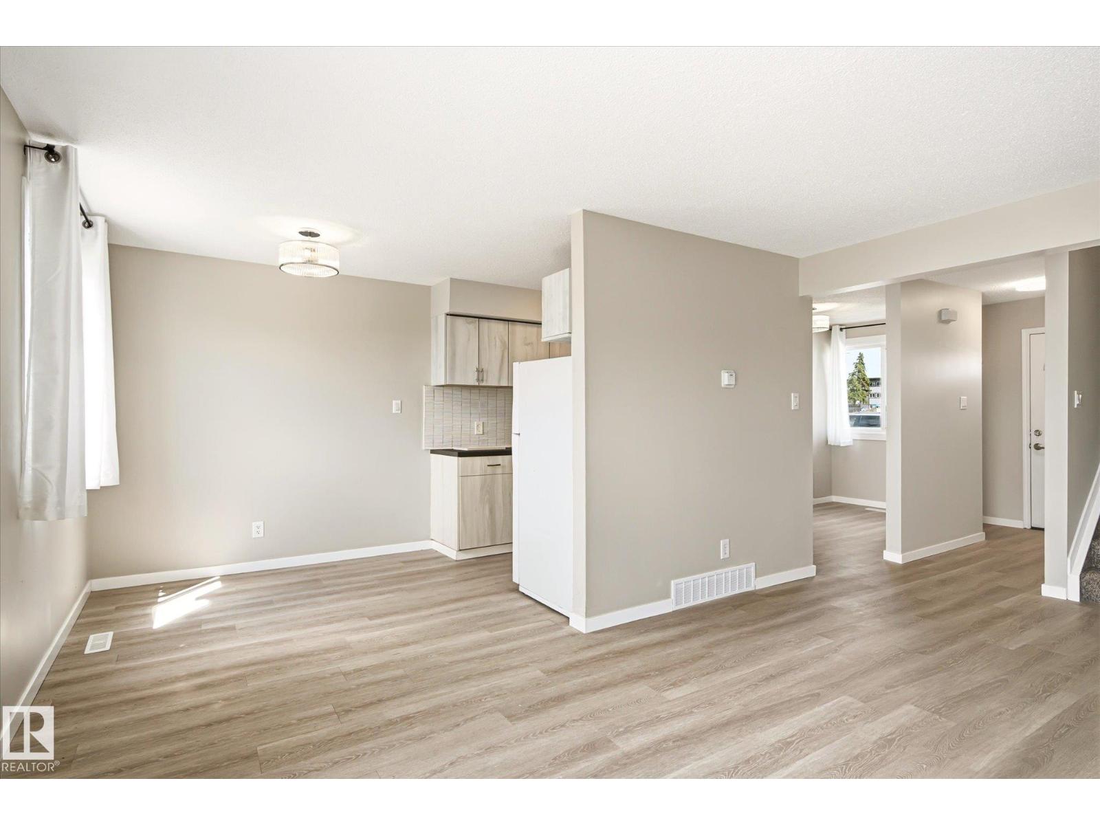 186 CORNELL CT NW — photo 9