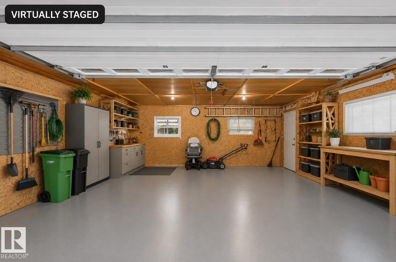 7704 104 AV NW - 61