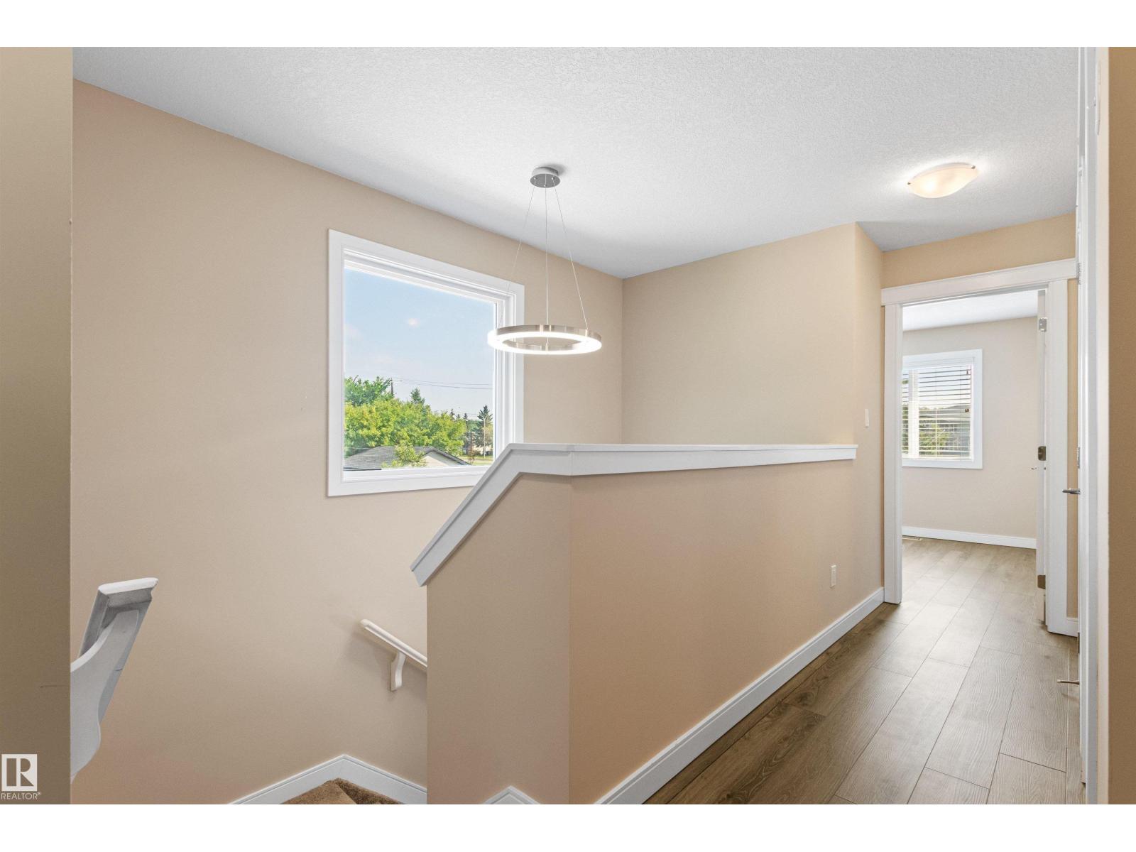 12223 101 Street NW - Photo 20