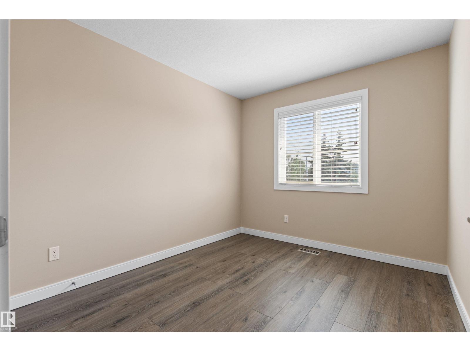 12223 101 Street NW - Photo 29