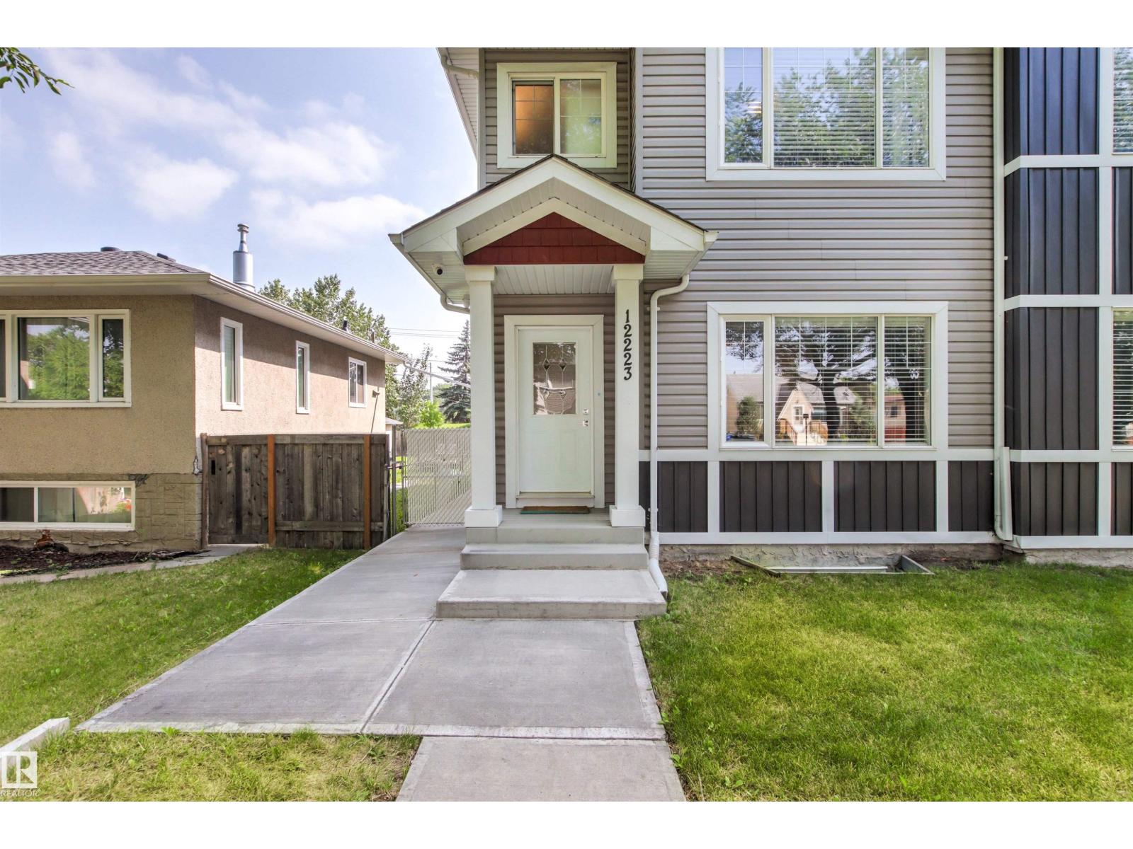 12223 101 St NW photo 3 — MLS® E4495666