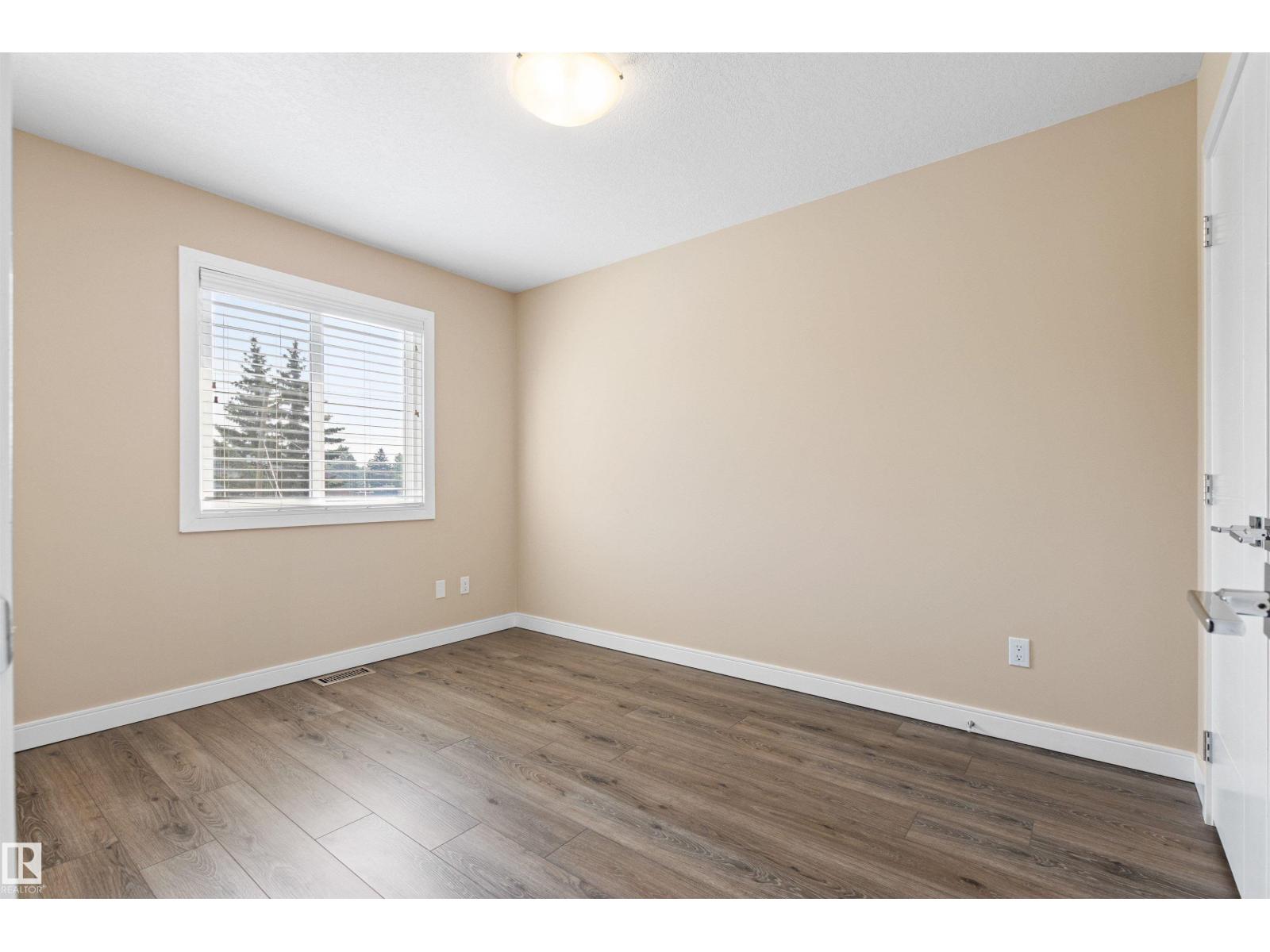 12223 101 Street NW - Photo 31
