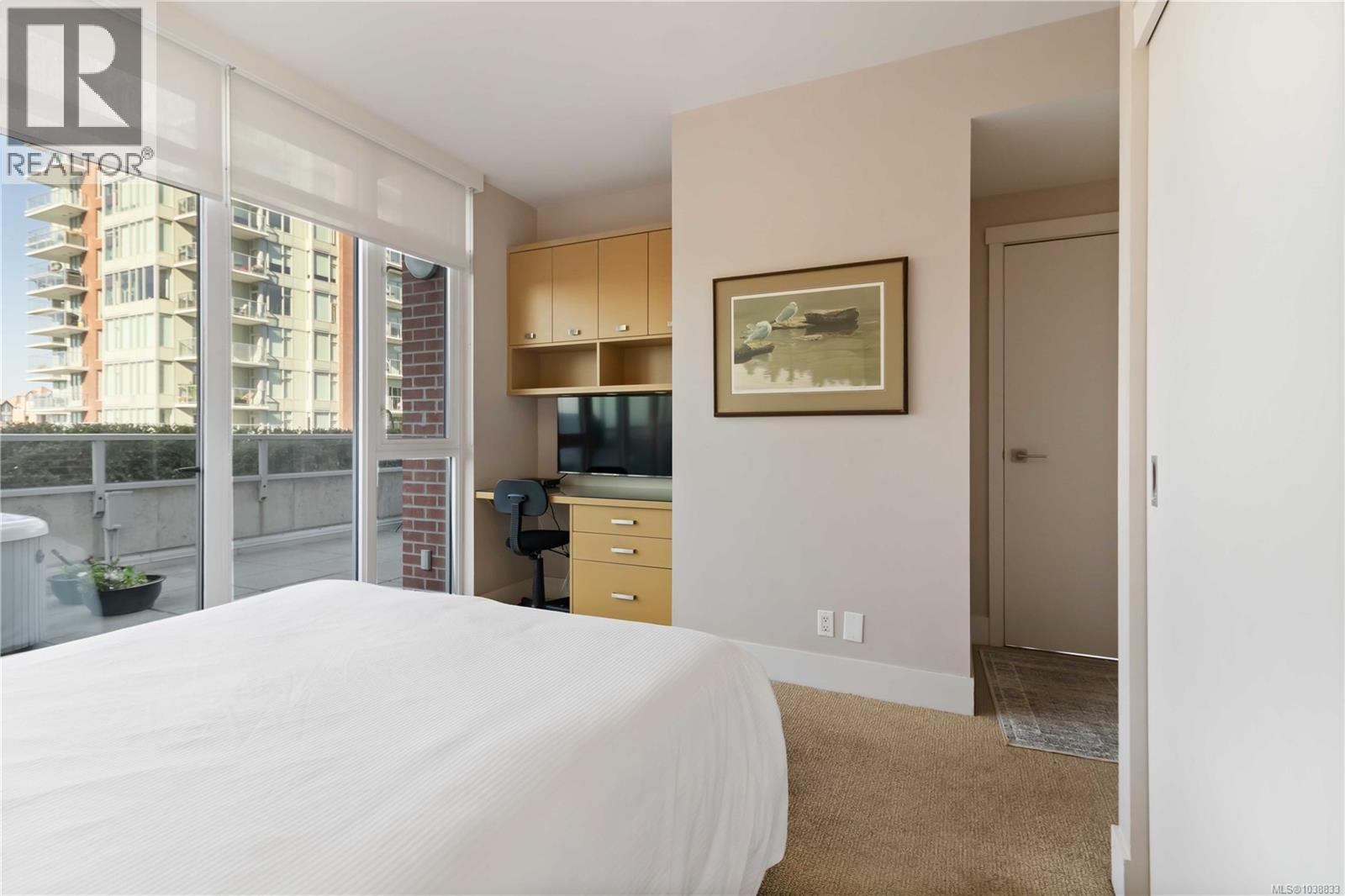 #303 83 Saghalie Rd - 35