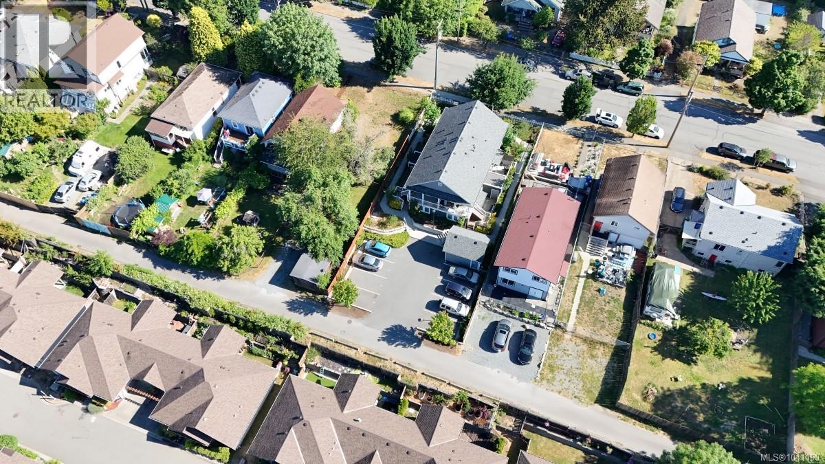 531 Kennedy St - 5