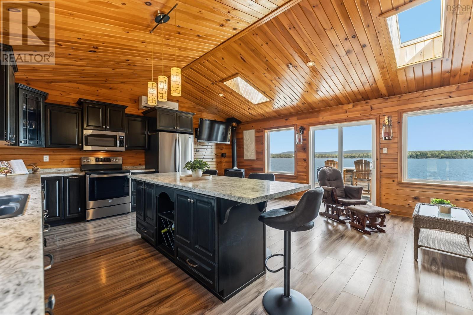 761 Stoney Point Road - 26
