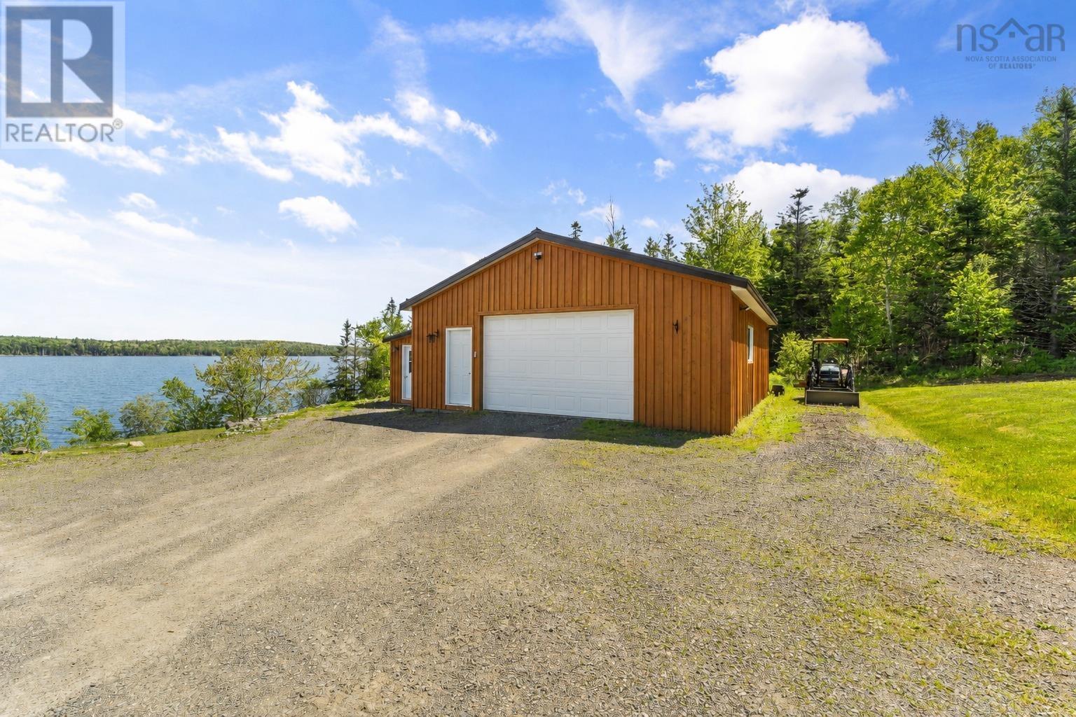761 Stoney Point Road - 13