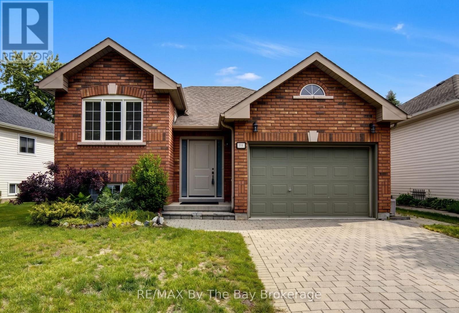 39 ROSE VALLEY WAY - 1