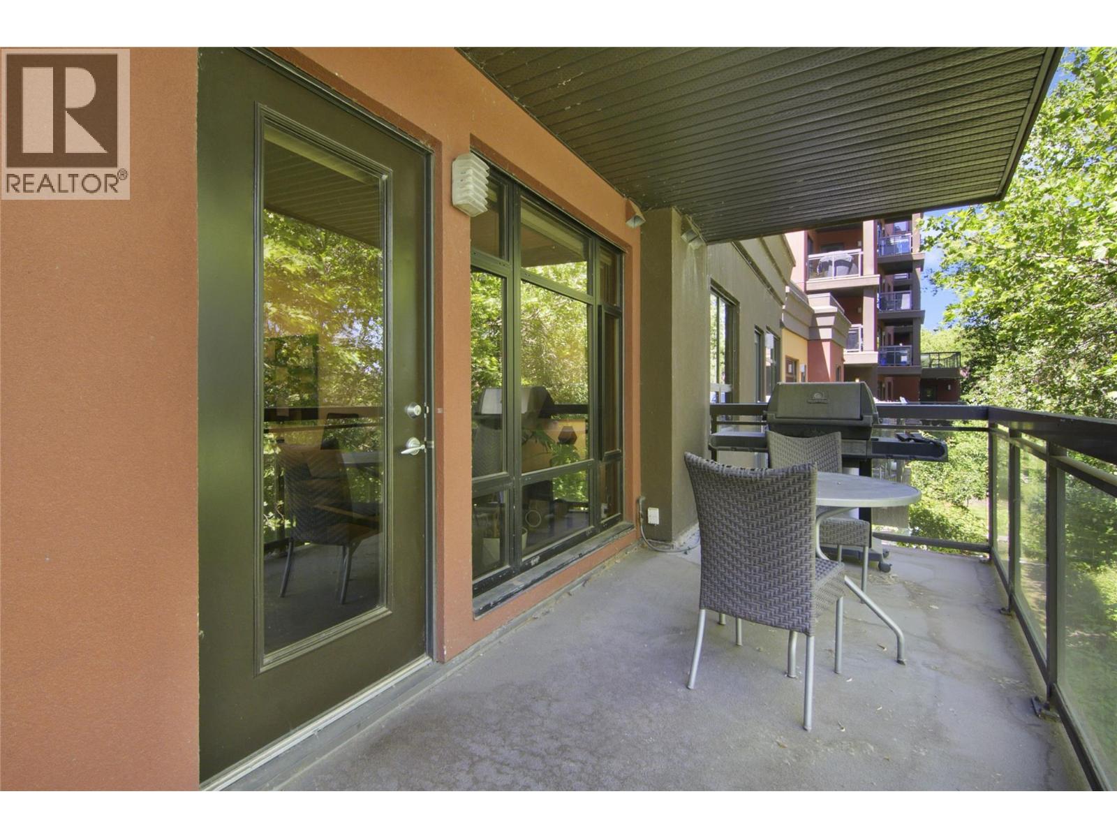 #238 654 Cook Road - 16