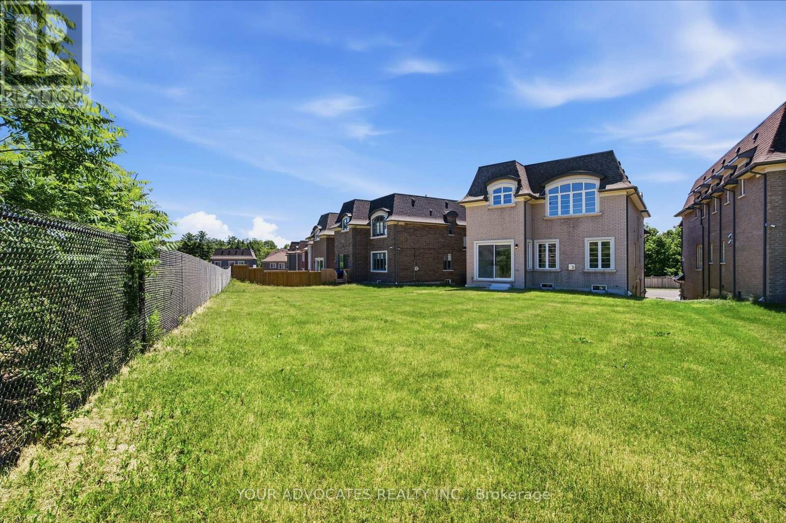 19 SWAMP SPARROW COURT - 23