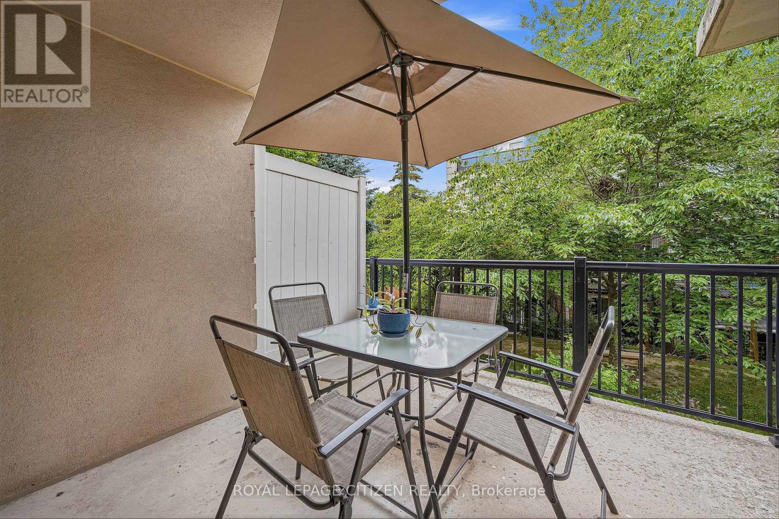 #2048 75 GEORGE APPLETON WAY - 18