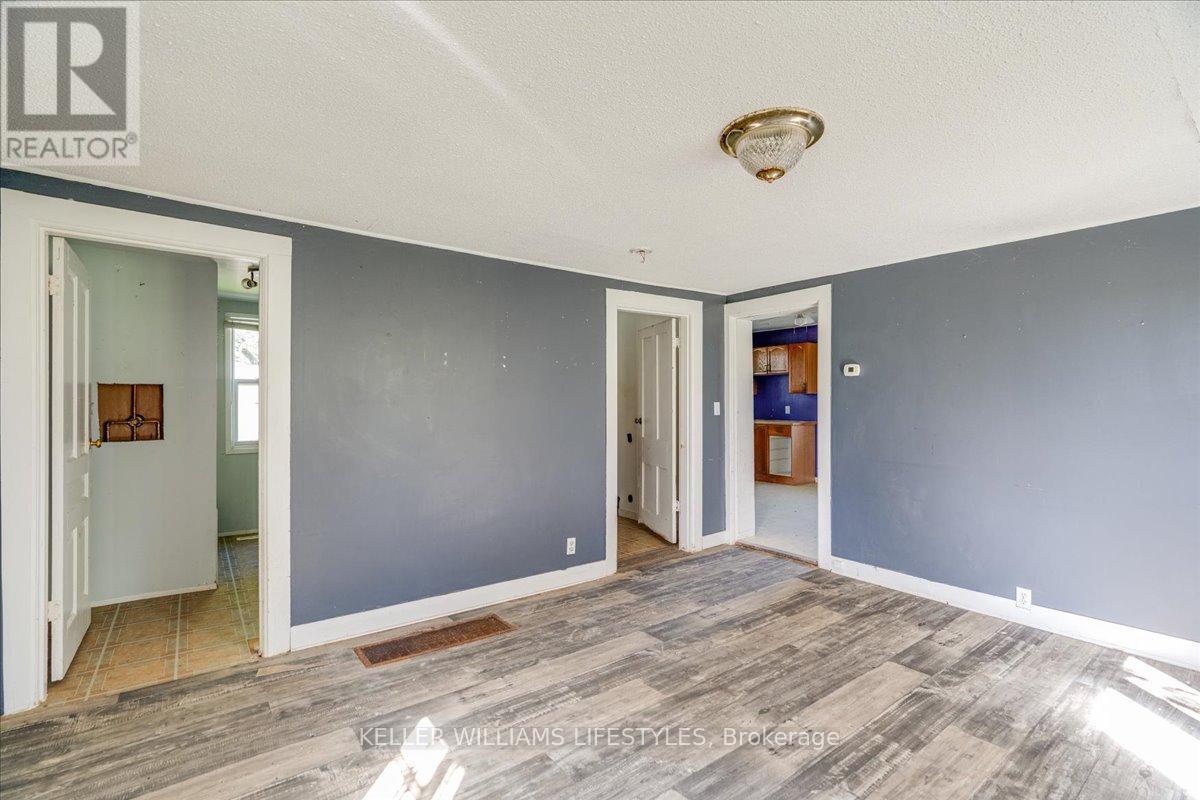 6079 LONGWOODS ROAD - 10