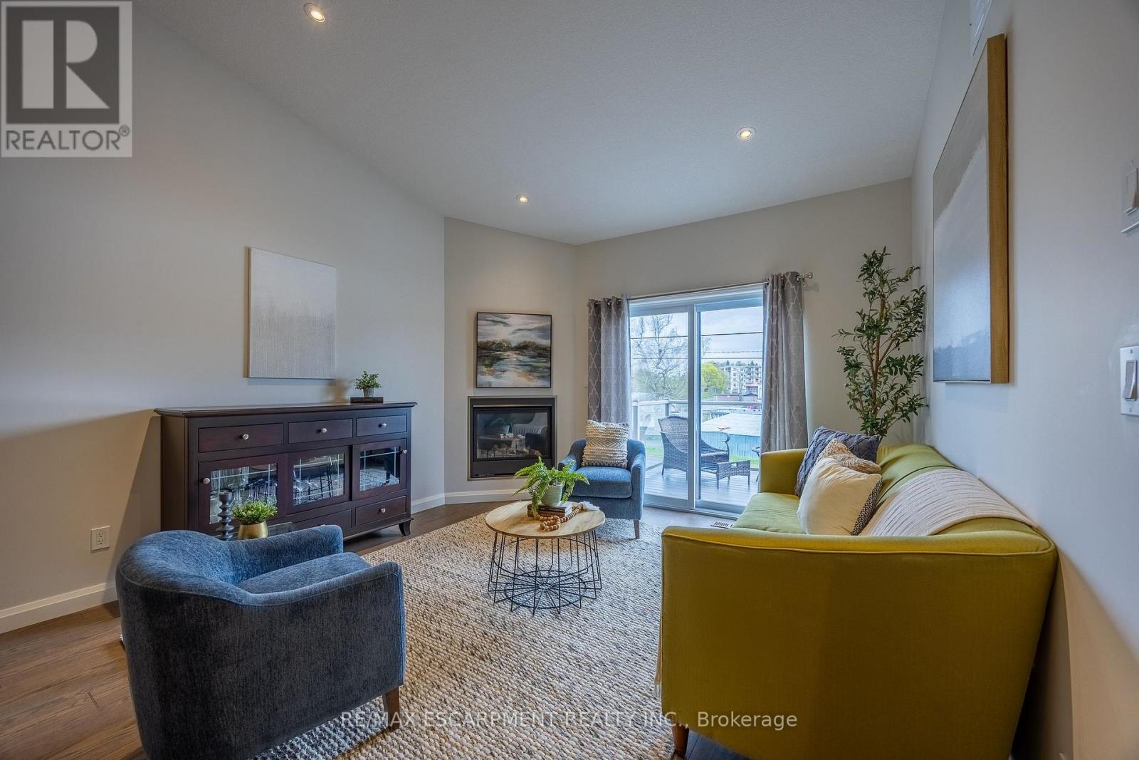 #7 5 OLD HAMILTON ROAD - 11